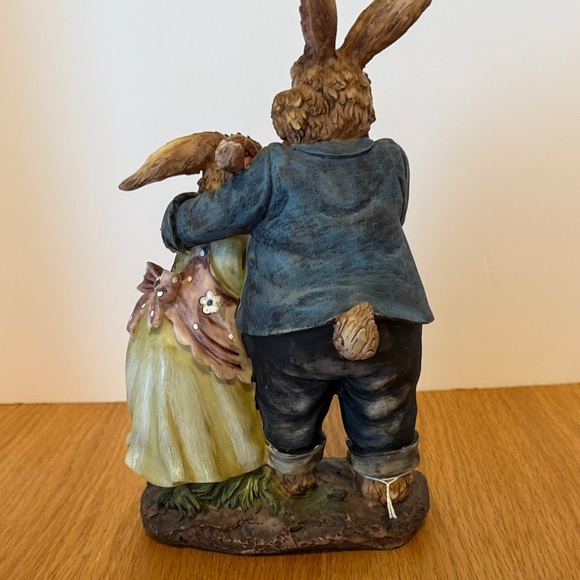 Charming Rabbit Couple - Picture 5 of 9
